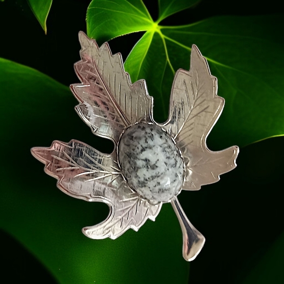 Vintage Maple Leaf Brooch Pin Jasper Cabochon Silver Tone Autumn Harvest‎ Fall - Picture 13 of 15
